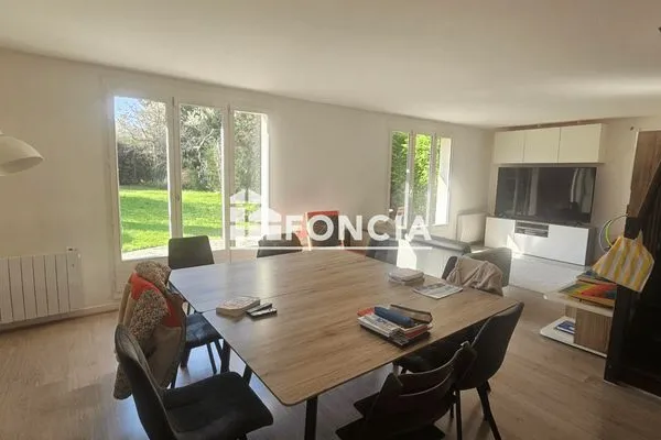 Maison 7 pièces 143 m²