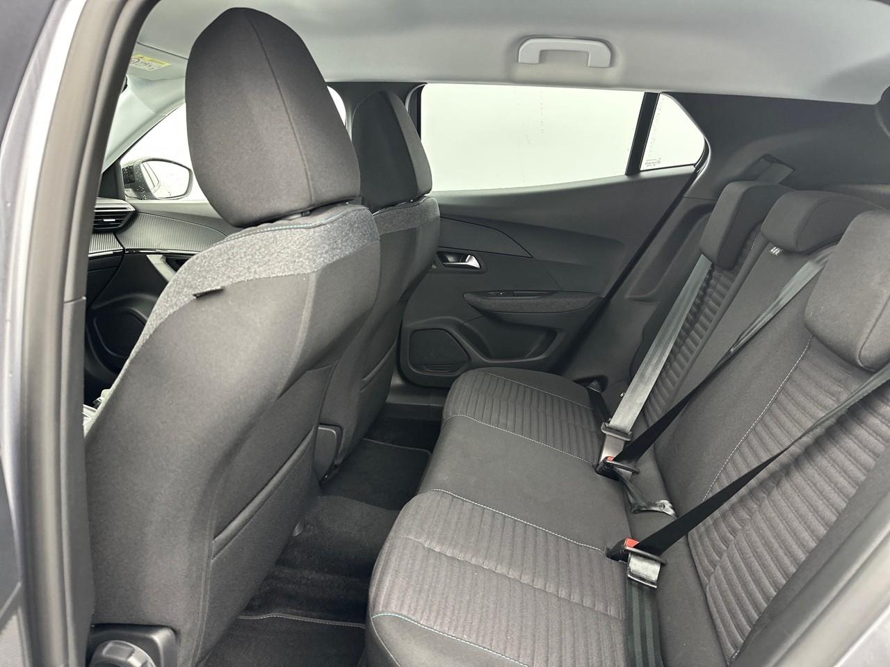 Peugeot 2008 puretech 100 s&s bvm6 style — photo 12