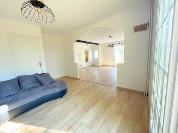 Domloup - Maison rénovée 130m2, 1200 m² de terrain