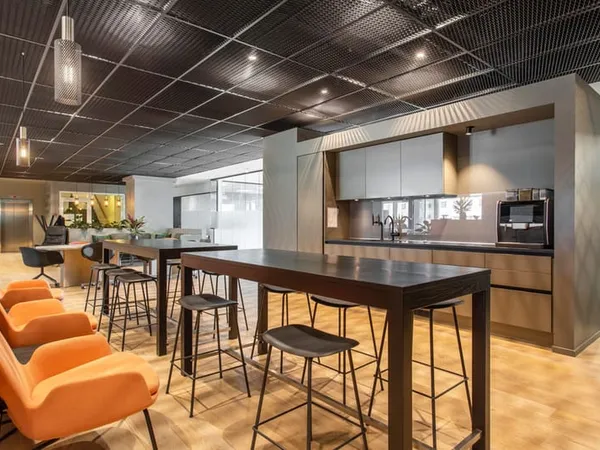 Abonnement bureau flexible  Regus Tours, Nord Aeronef  Tours