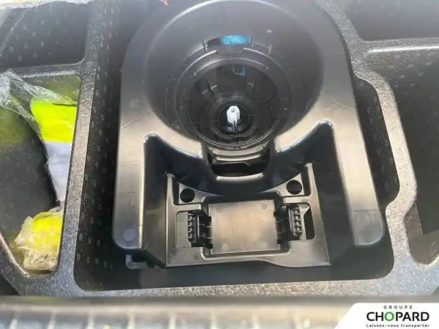 Peugeot 208 puretech 75 s&amp;s bvm5 — photo 43