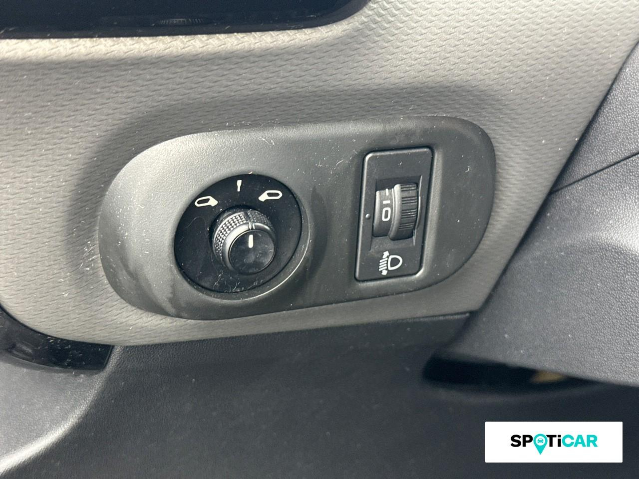 Citroën C4 Cactus puretech 110ch s&s feel e6.d-temp — photo 18