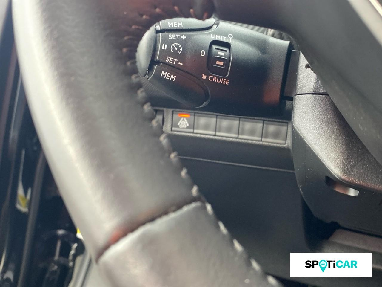 Peugeot 2008 1.2 puretech 100ch s&s style — photo 18