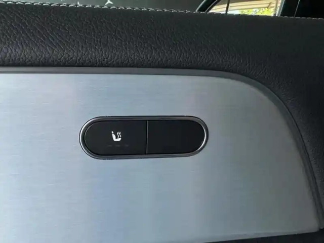 Mercedes Gla 250 e hybrid eq amg exclusive — photo 19
