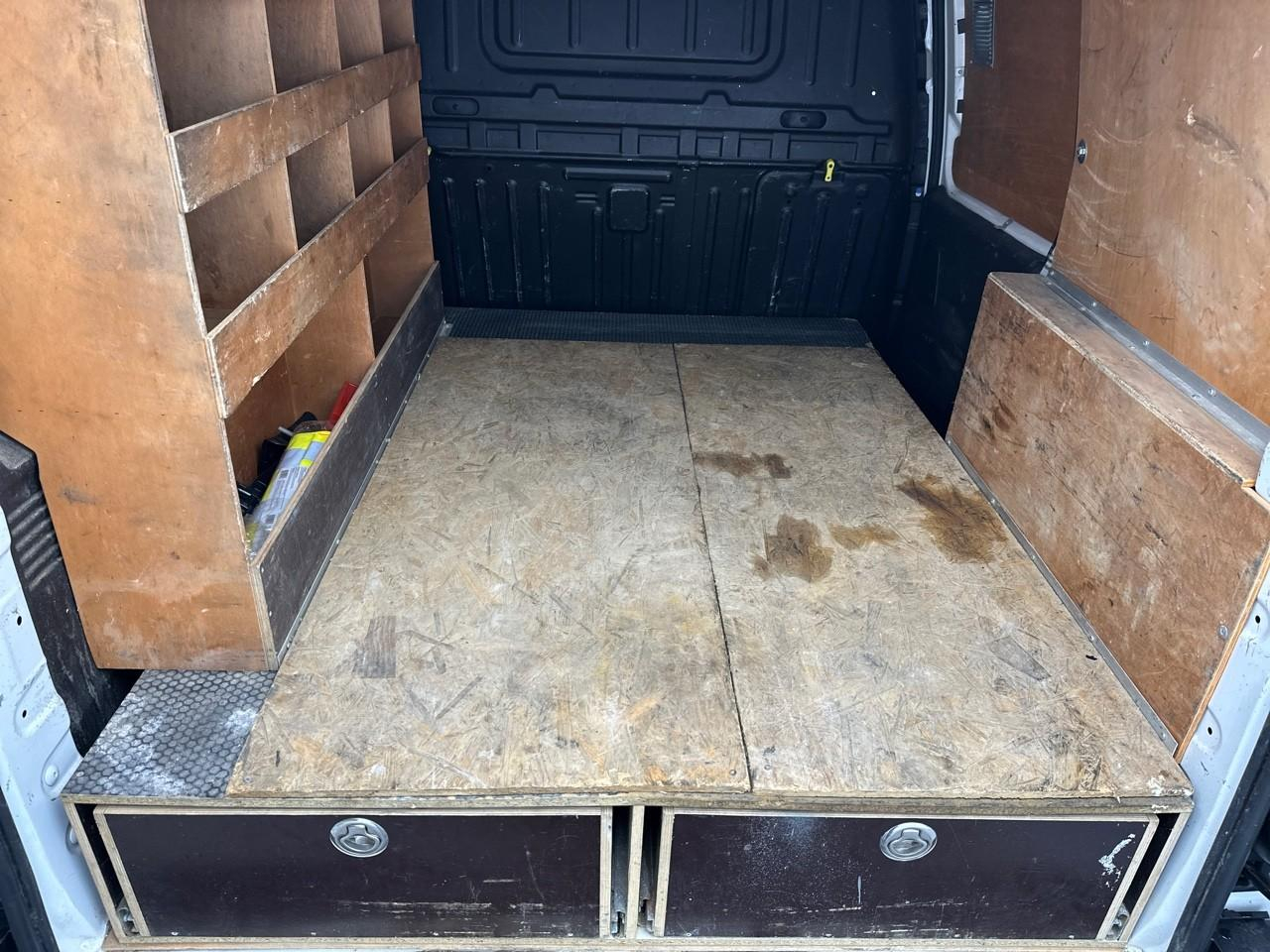 Citroën Berlingo van m 650 bluehdi 130 s&s eat8 driver — photo 6