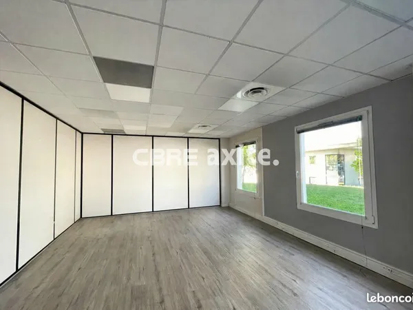 Bureaux 119 m² CHAVANOD