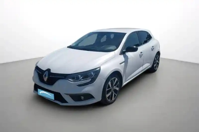 Renault Megane mégane iv berline tce 140 fap — photo 1