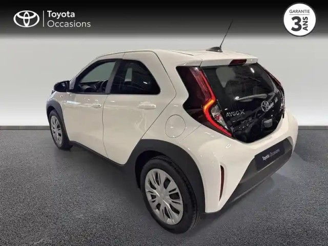 Toyota Aygo X 1.0 vvt-i 72ch dynamic s-cvt my24 — photo 2