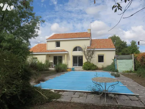Maison 6 pièces 140 m²