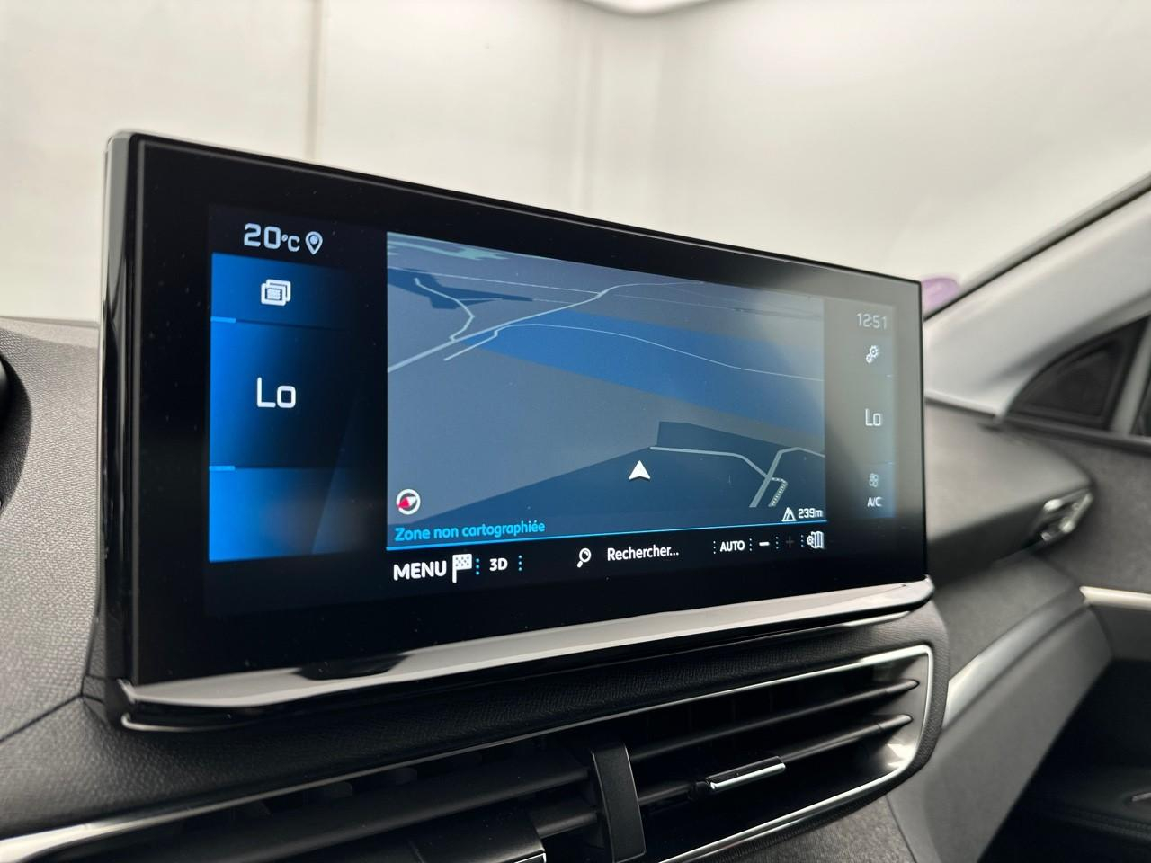 Peugeot 3008 puretech 130ch s&s eat8 allure pack — photo 10