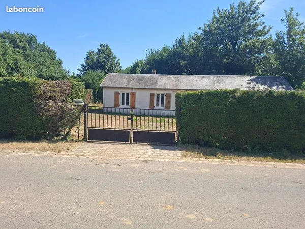 FRESNES-MAZANCOURT - Maison de plain-pied - 56,30 m² sur terrain de 1.626 m² - jardin intime Petit v