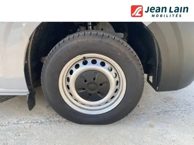Volkswagen Transporter van l1h1 2.0 tdi 150 bvm6 — photo 9