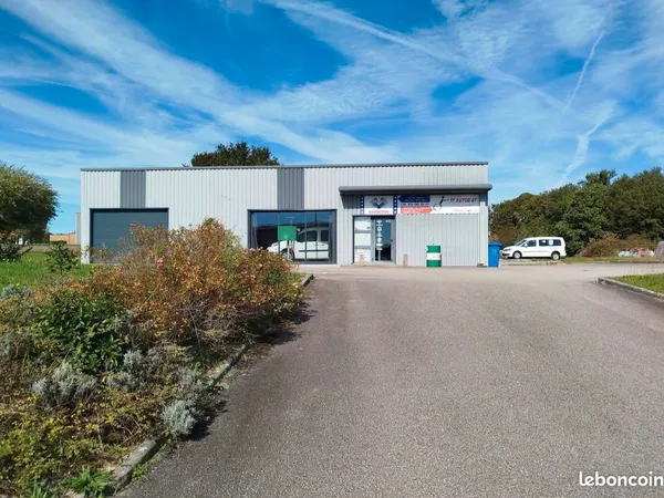 A louer bâtiment industriel 390m2