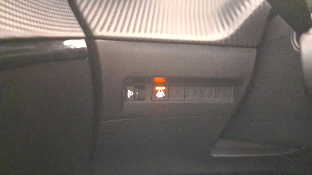 Peugeot 208 PureTech 100 S&amp;S EAT8 — photo 30