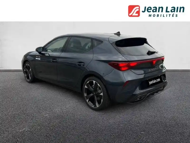 Cupra Leon 1.5 etsi hybrid 150 ch dsg7 — photo 7