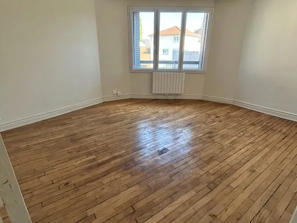 Très bel appartement à louer Secteur IUT Charlemagne