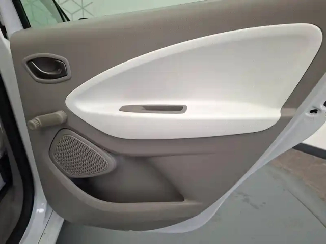 Renault Zoé zoe r90 — photo 20