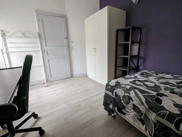 Propose chambre meublée