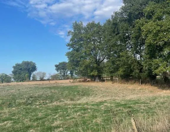 Terrain 1500 m²