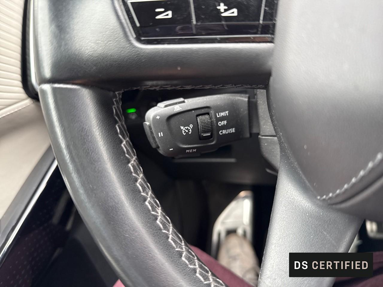 Ds Ds 7 crossback hybride rechargeable e-tense 300 eat8 4x4 opera — photo 20