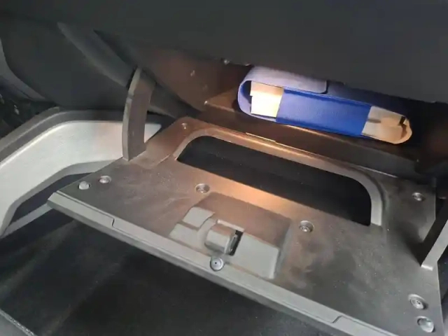 Dacia Duster blue dci 115 4x2 — photo 32