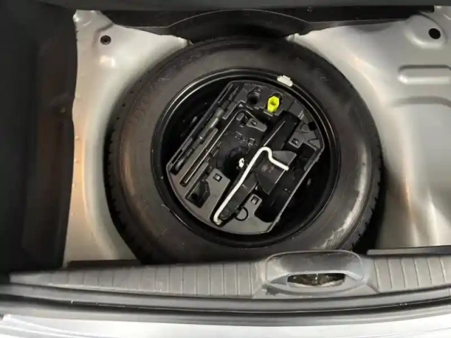 Peugeot 208 1.2 puretech 68ch e6.c like 5p — photo 14