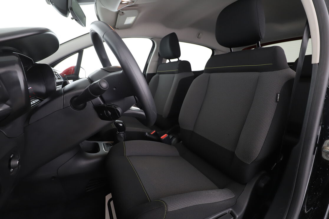 Citroen C3 1.2 PureTech Shine — photo 9
