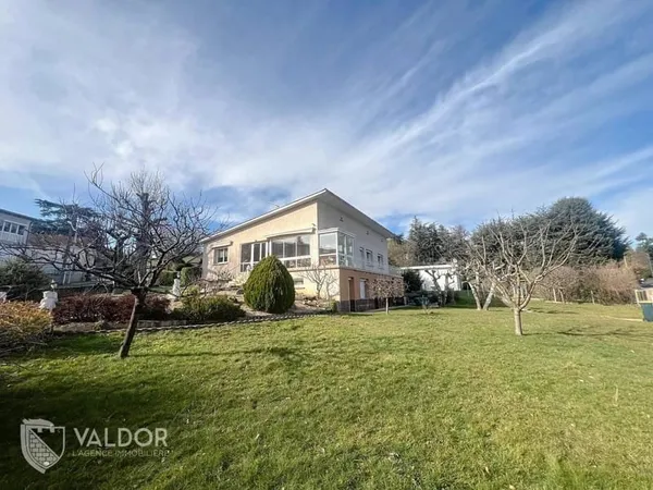 Maison 5 pièces 175 m²