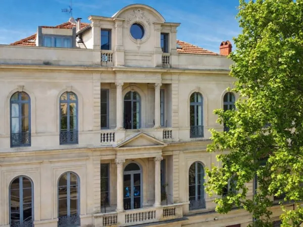 Appartement 5 pièces 144 m²