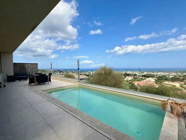 Maison 4 pièces 124 m²