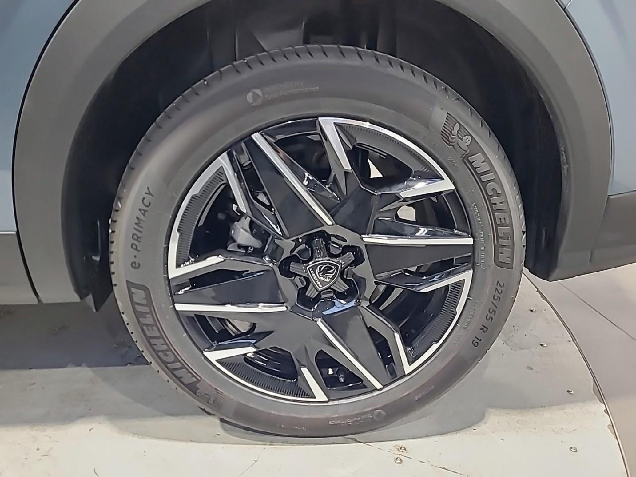 Peugeot 5008 hybrid 145 ch e-dcs6 allure — photo 16
