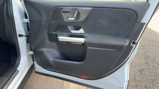 Mercedes Classe GLA 250e 218 EQ Power 8G-DCT - AMG Line – 2023 – 58219 km – Hybride rechargeable – Boîte Automatique — photo 60