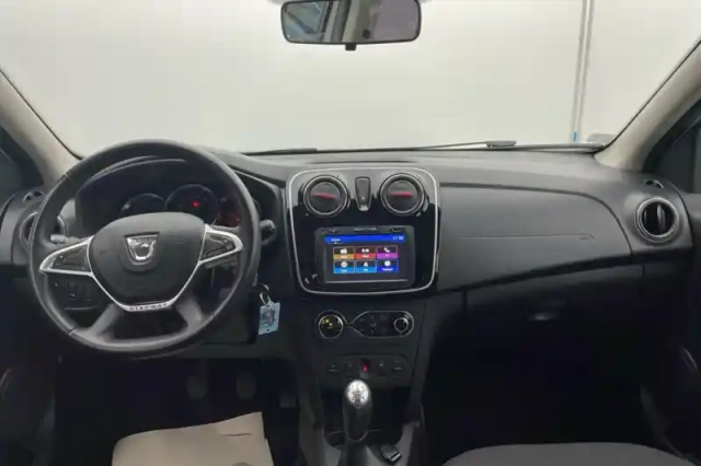 Dacia Sandero blue dci 95 — photo 43