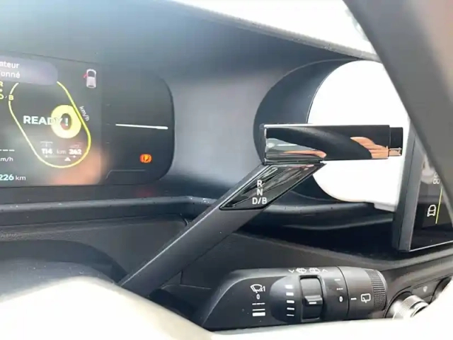 Renault Twingo e-tech electrique 80 ch autonomie urbaine — photo 13