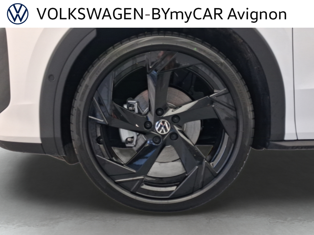 Volkswagen T-Roc 1.5 eTSI EVO2 Hybrid 150 ch DSG7 — photo 17
