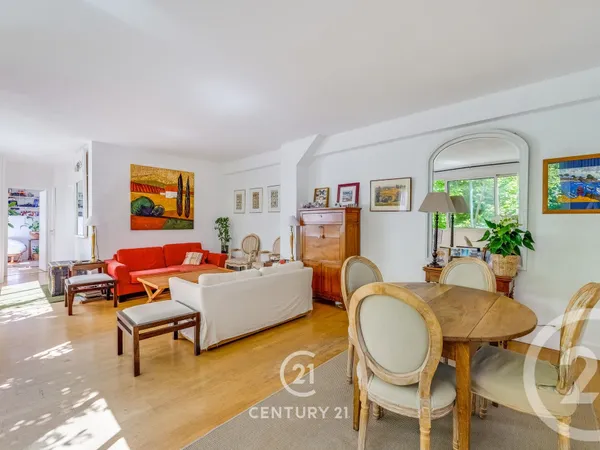 Appartement 6 pièces 131 m²