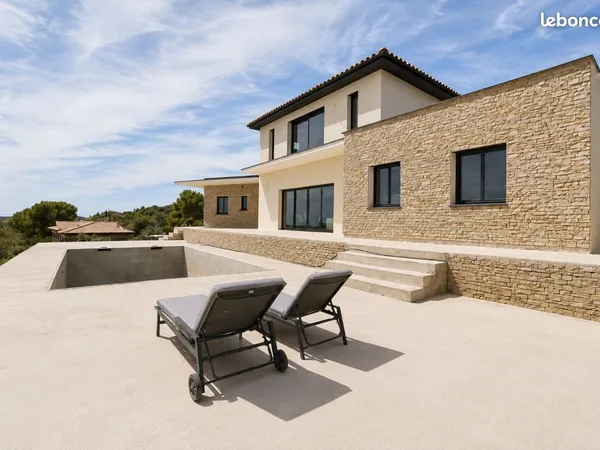 Maison 7 pièces 193 m²