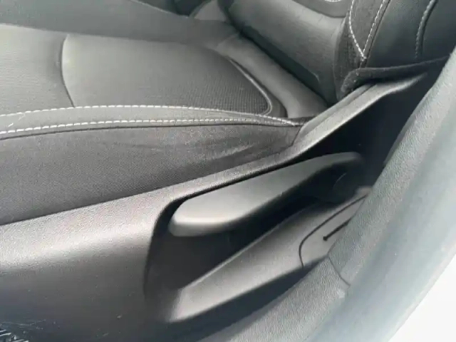 Renault Megane mégane iv berline blue dci 115 - 21b — photo 27