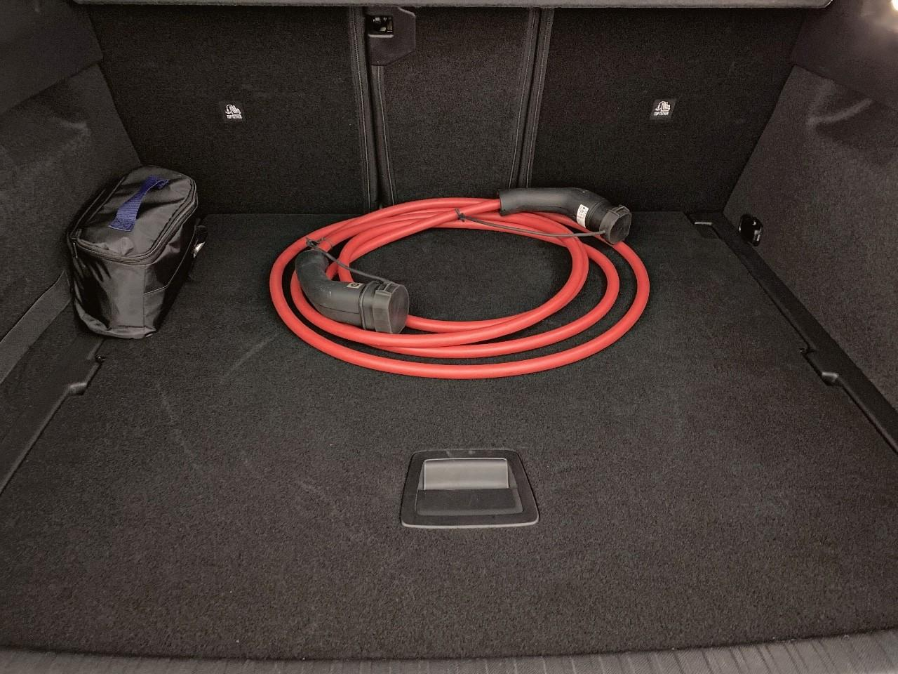 Peugeot 3008 electrique 210 ch 73 kwh gt — photo 16