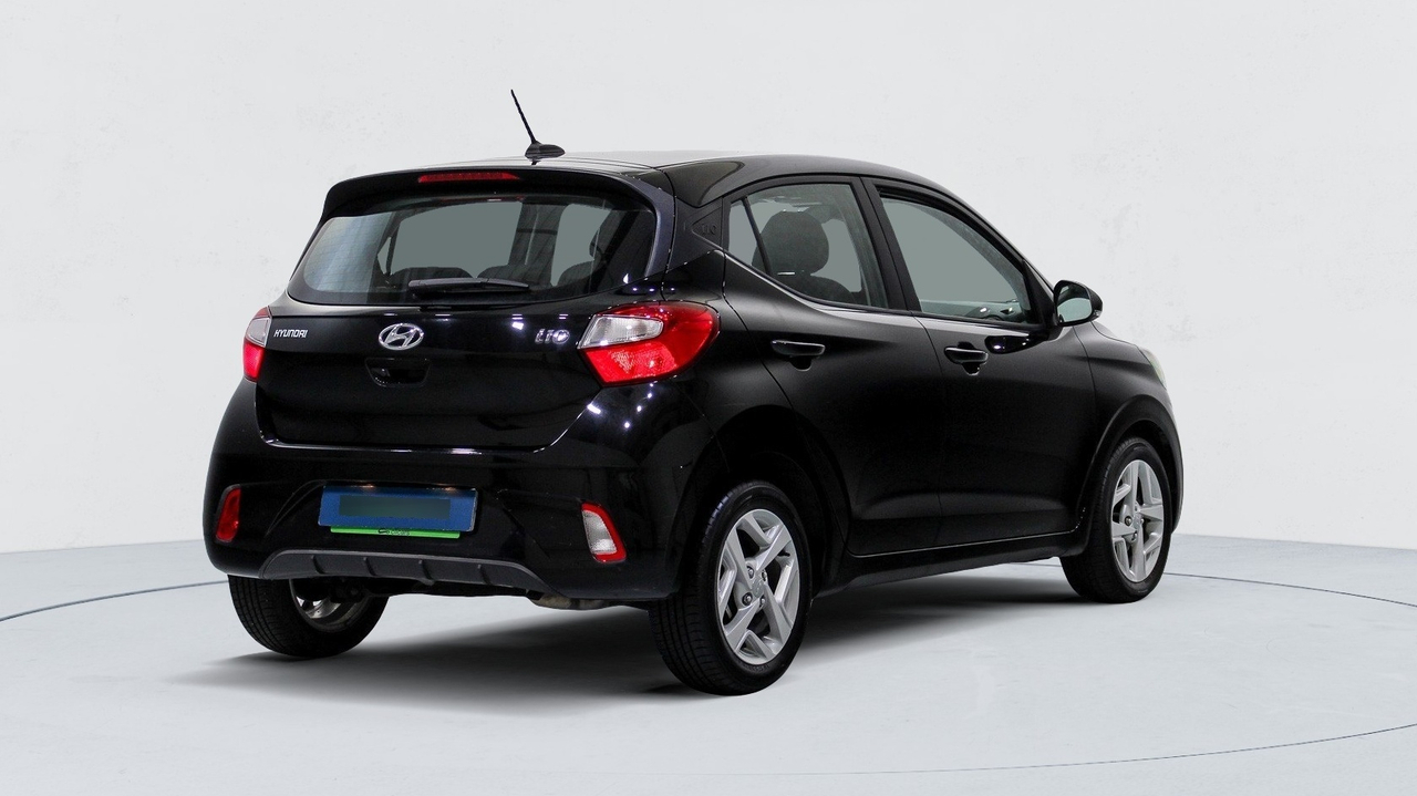 Hyundai i10 — photo 5