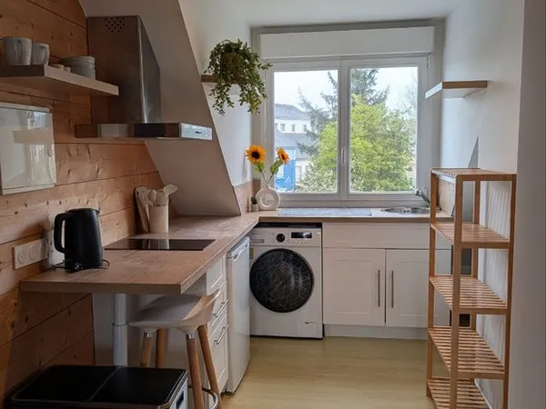 Studio meublé 20m2 - lumineux et cosy - Saint Nazaire centre gare