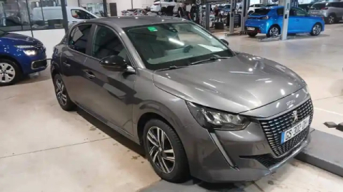 Peugeot 208 puretech 100 s&amp;s eat8