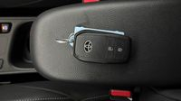 Toyota Yaris 116h Active 5p MC24 — photo 16