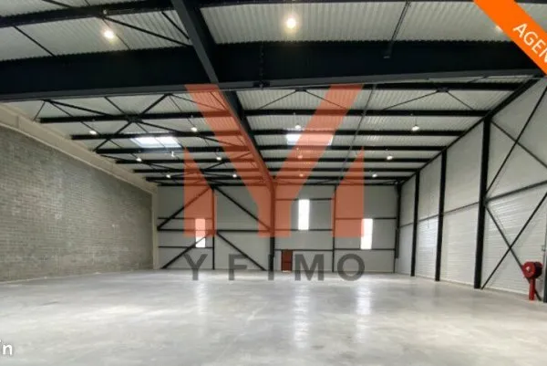 LOCAL D'ACTIVITE 2738 m² SAINT OUEN L'AUMONE