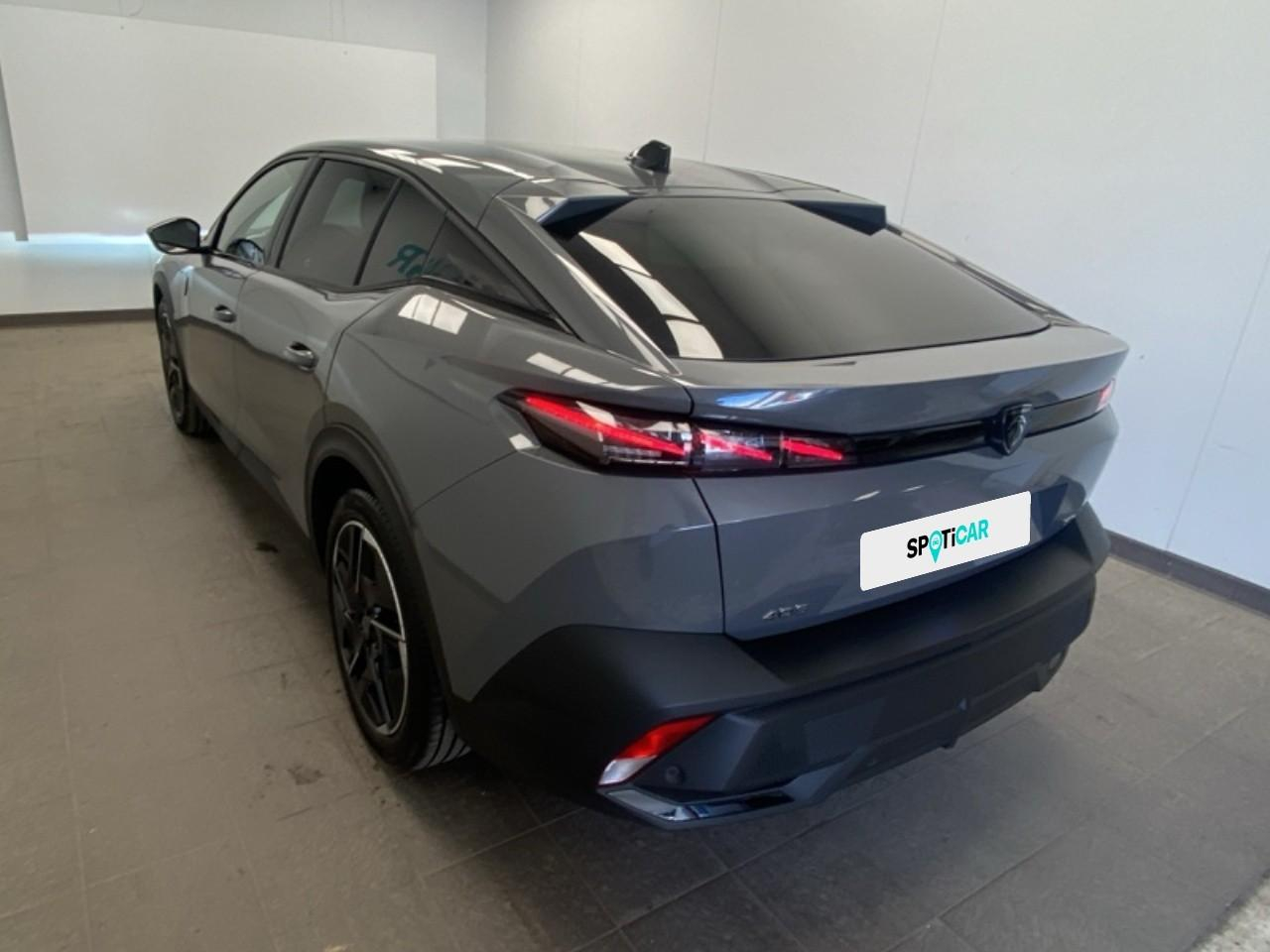 Peugeot 408 hybrid 136 e-dcs6 gt — photo 7