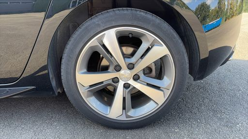 Peugeot 308 1.2 PureTech 130 EAT8 - GT – 2021 – 74274 km – Essence – Boîte Automatique — photo 27