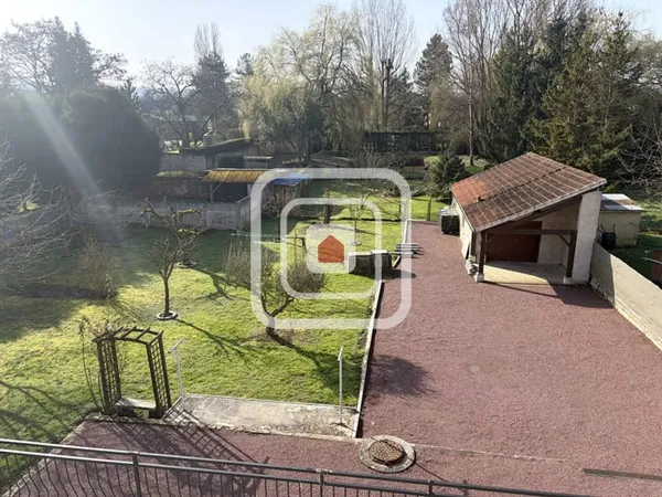 Maison 6 pièces 141 m²