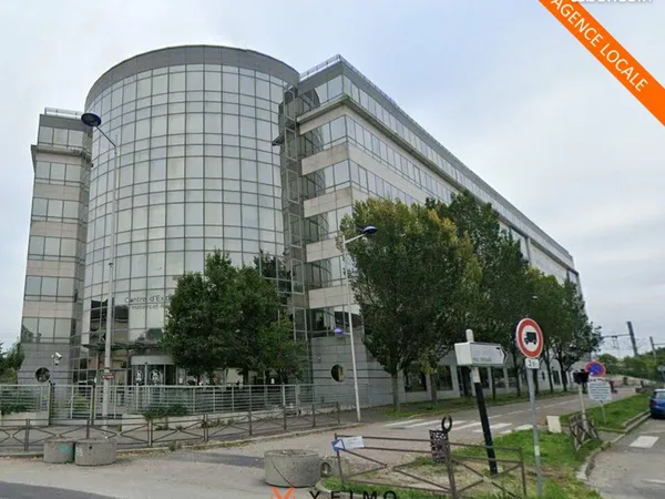 Bureaux 15971 m² POISSY