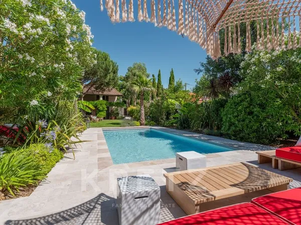Eysines, Demeure de caractère 305m², inspirée par l'art de vivre