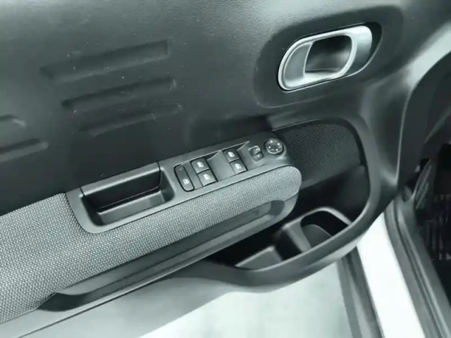 Citroën C3 Aircross puretech 110 s&amp;s bvm6 max — photo 20